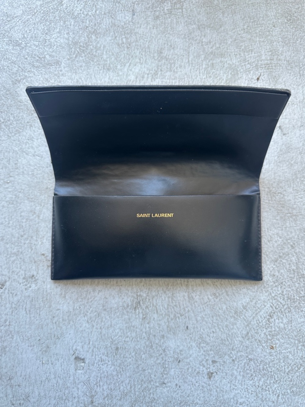 Saint Laurent Black Round Sunglasses - Picture 2 of 4